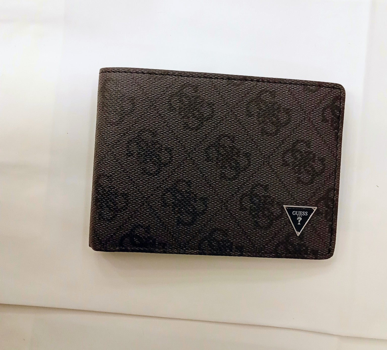 Portafoglio Guess Uomo Nero e Marrone Logato