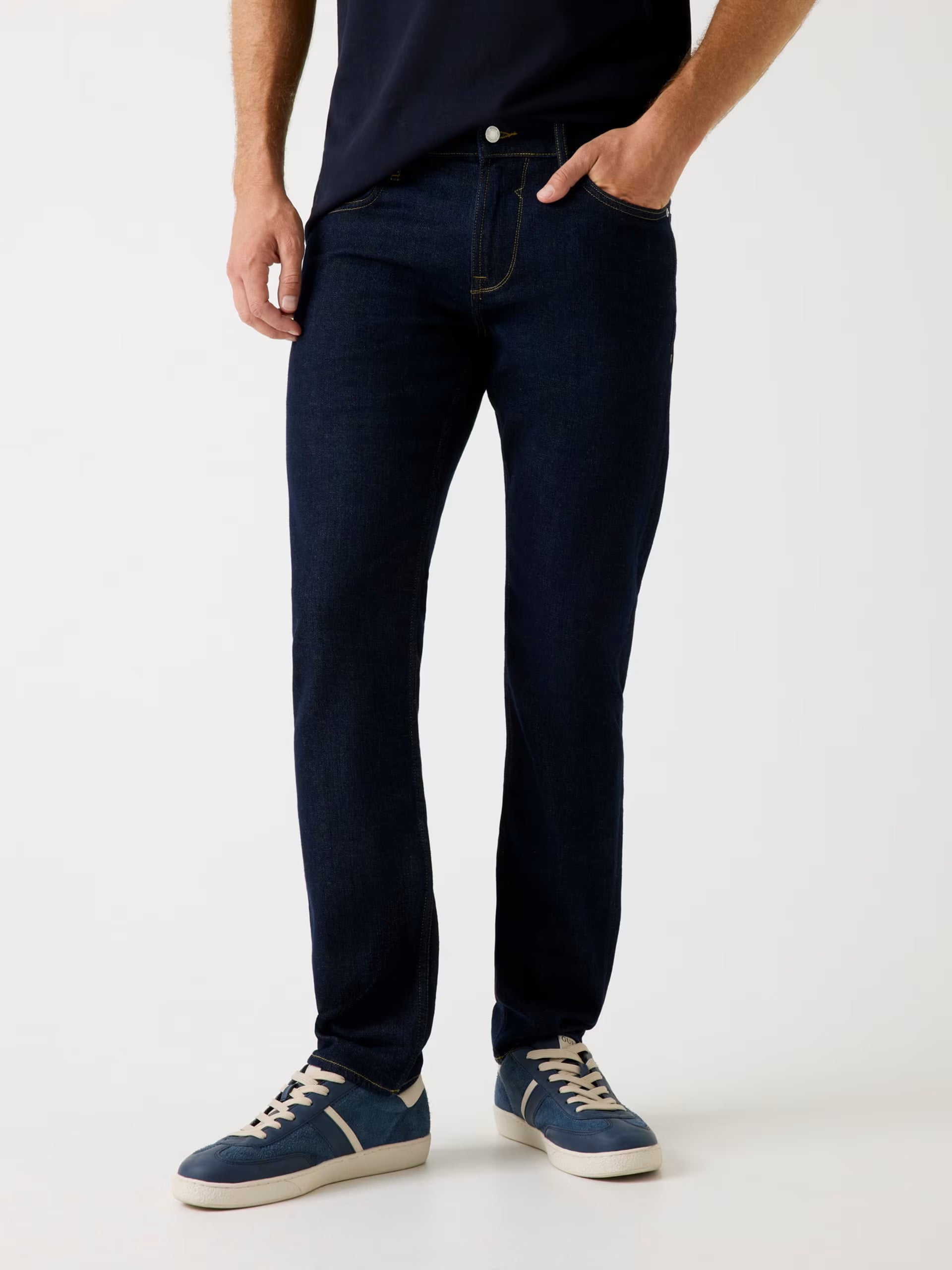Jeans GUESS slim TAPERED Finnley