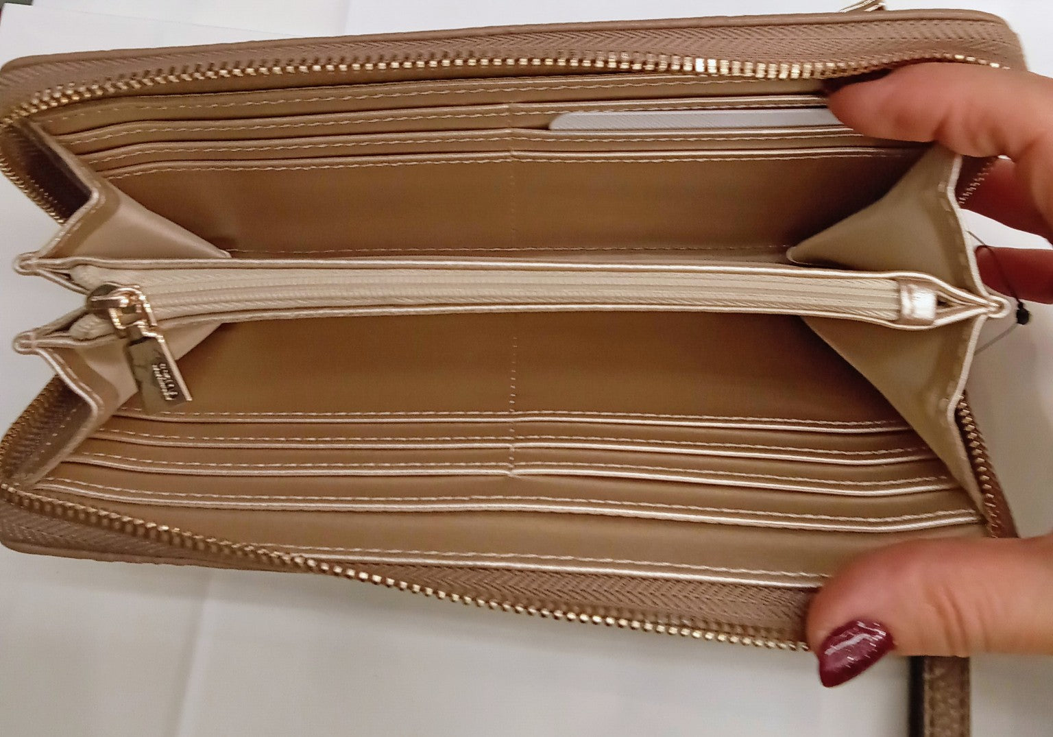 Portafoglio Guess Donna