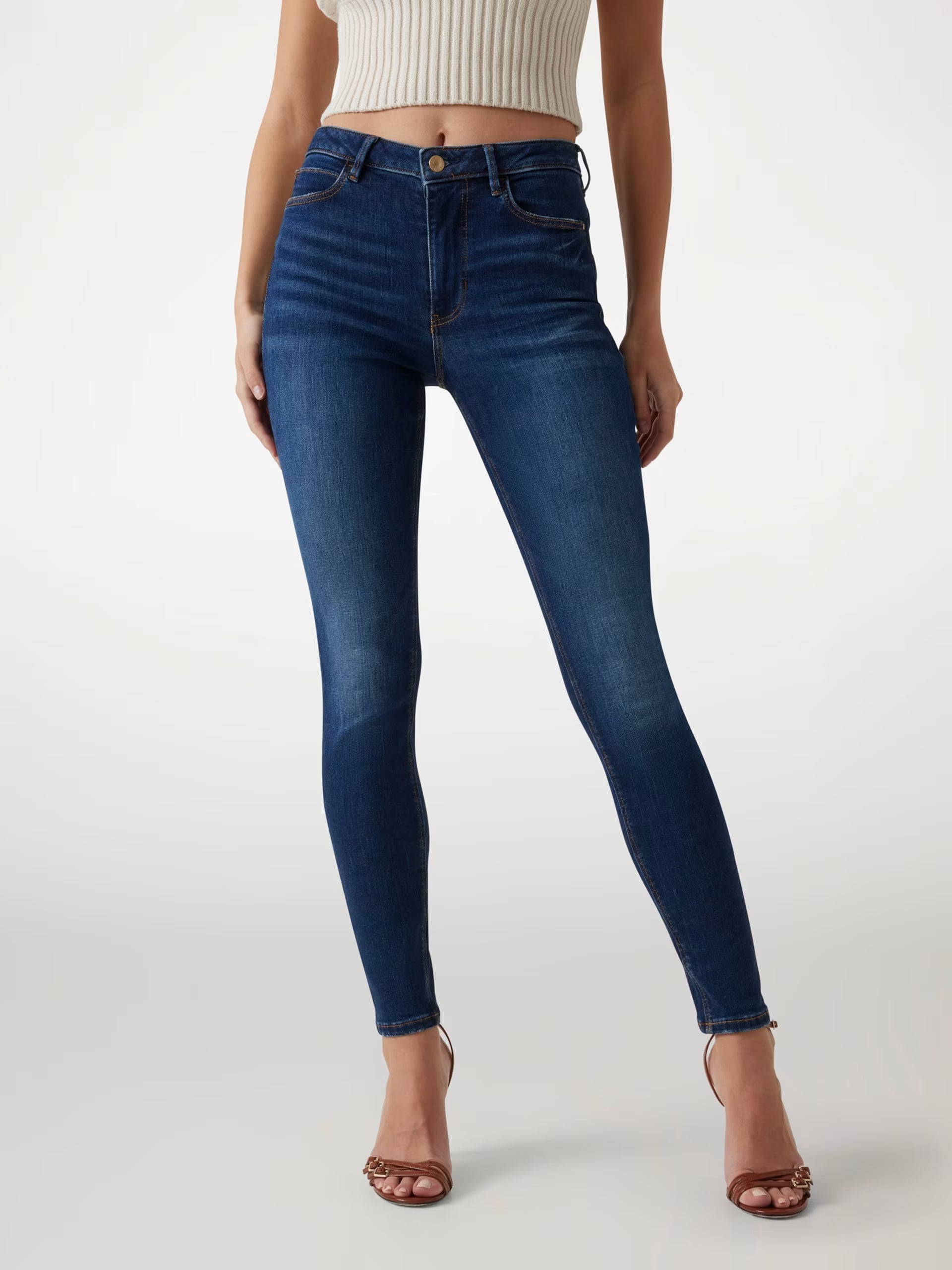 JEANS DONNA GUESS SKINNY SCURO